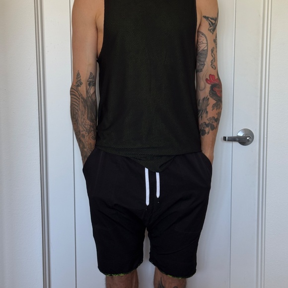 Control Sector Reversible Sequin Set – Neon Jungle Edition - Picture 10 of 16